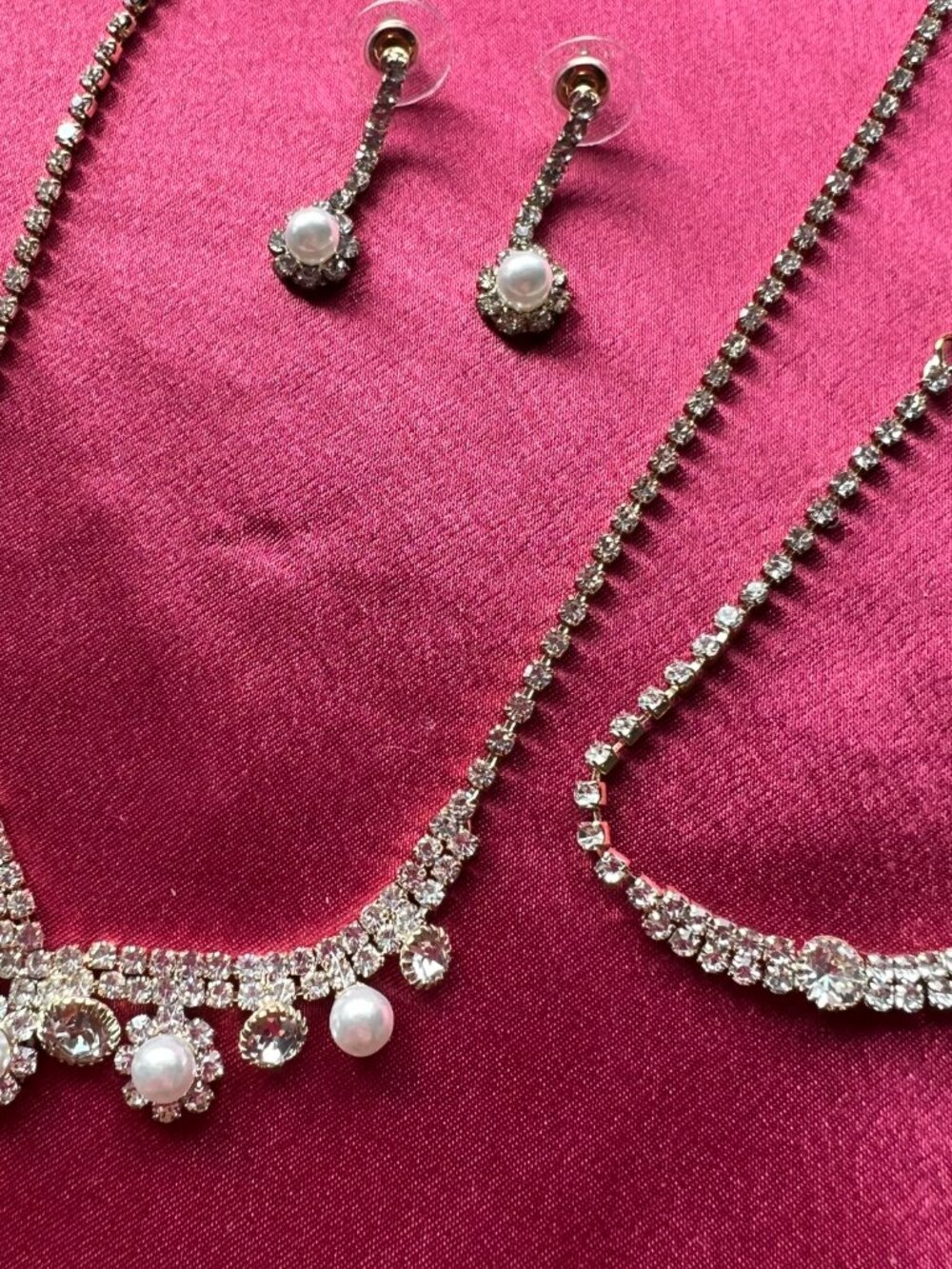 3 Piece Rhinestone Jewelry Set - Picture 7 of 8